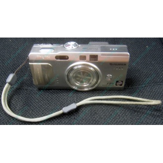 Фотоаппарат Fujifilm FinePix F810 (без зарядного устройства) - Иркутск